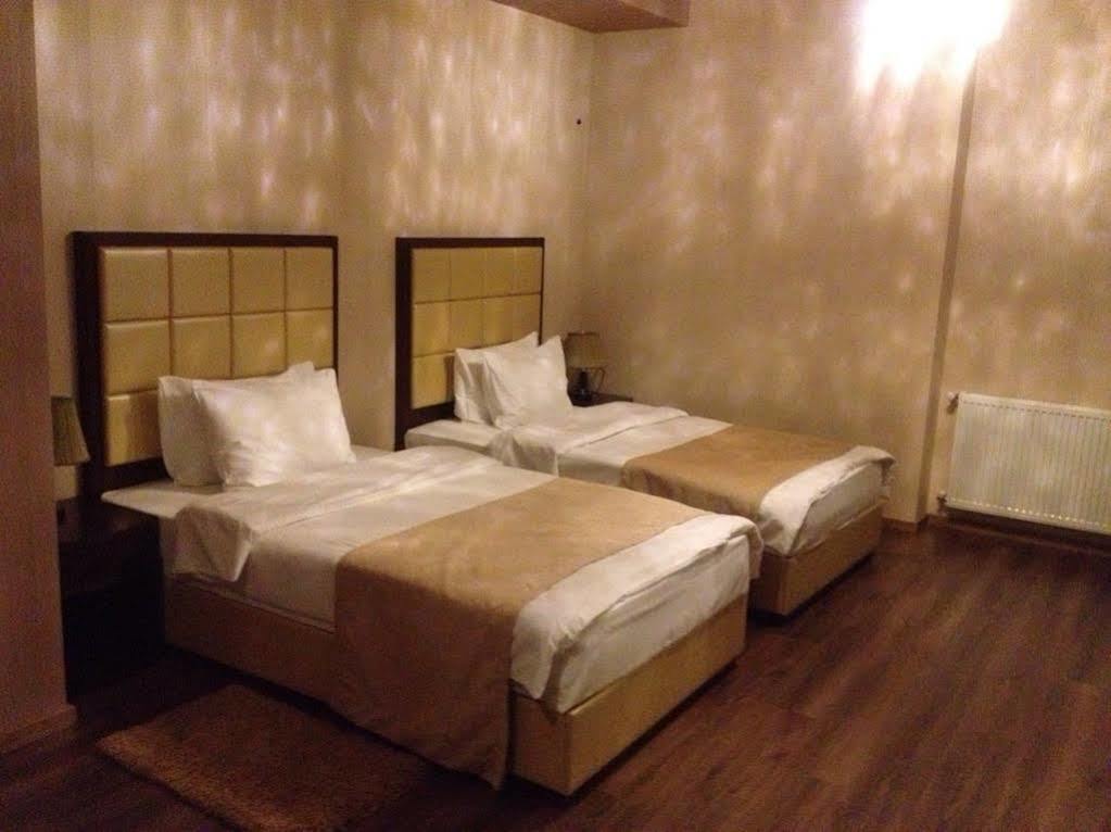 Hotel Orion Budget Tiflis Exterior foto